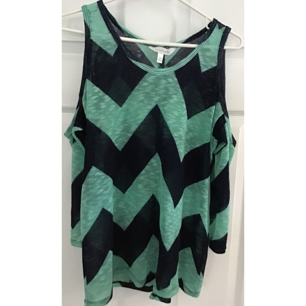 EUC Women’s Charming Charlie Cold Shoulder 3/4 Sleeve Sweater Chevron Print S
